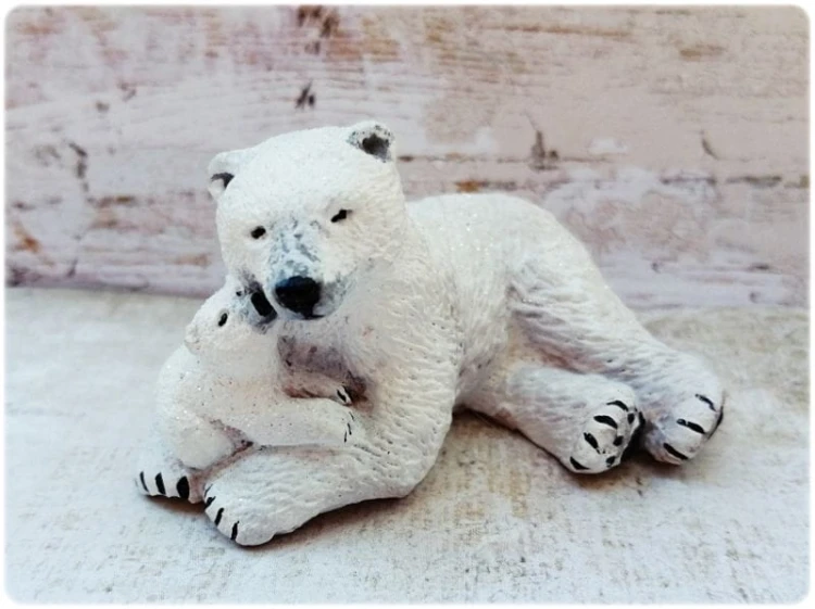Figurka gipsowa Niedźwiedź polarny 11.jpg