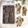 Forma silikonowa do odlewów 20x13 cm marki Prima z kolekcji Holiday Greetings ze wzorem Świętego Mikołaja, trzy figurki. Idealna do stylizacji mebli, decoupage a także wyrobów cukierniczych. Posiada atest spożywczy.