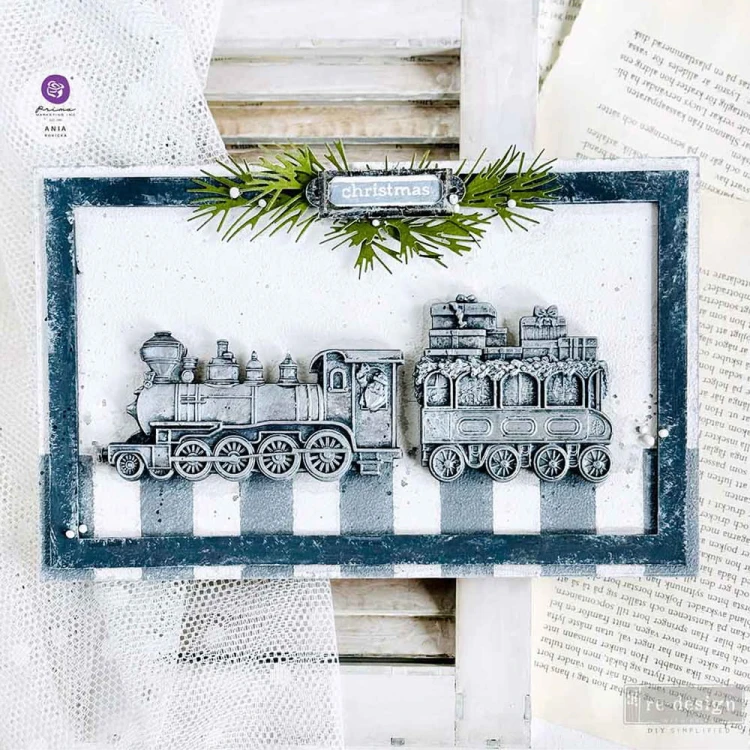 Forma silikonowa do odlewów 25x13 cm Prima The Jolly Express - przykład zastosowania w stonowanej kolorystyce.