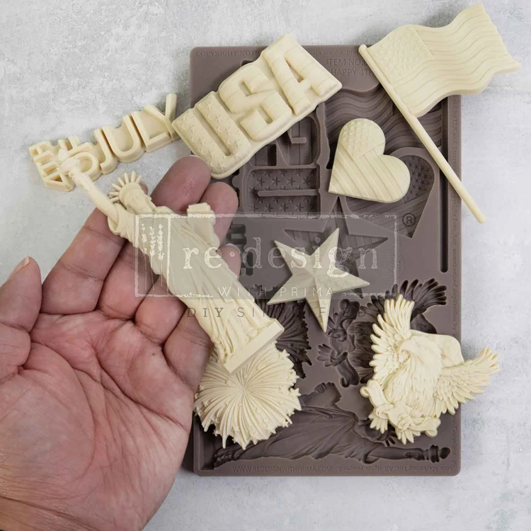 Forma silikonowa do odlewów 20x13 cm - Prima Happy 4th. Surowe, nieozdobione odlewy.