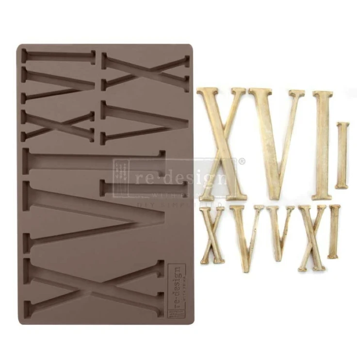 Forma silikonowa do odlewów o wymiarach 20x13 cm marki Prima wzór Numerals. Zawiera wybrane liczby rzymskie różnej wielkości jak X, V, I. Można ułożyć je w różnych kombinacjach tworząc wybraną liczbę.