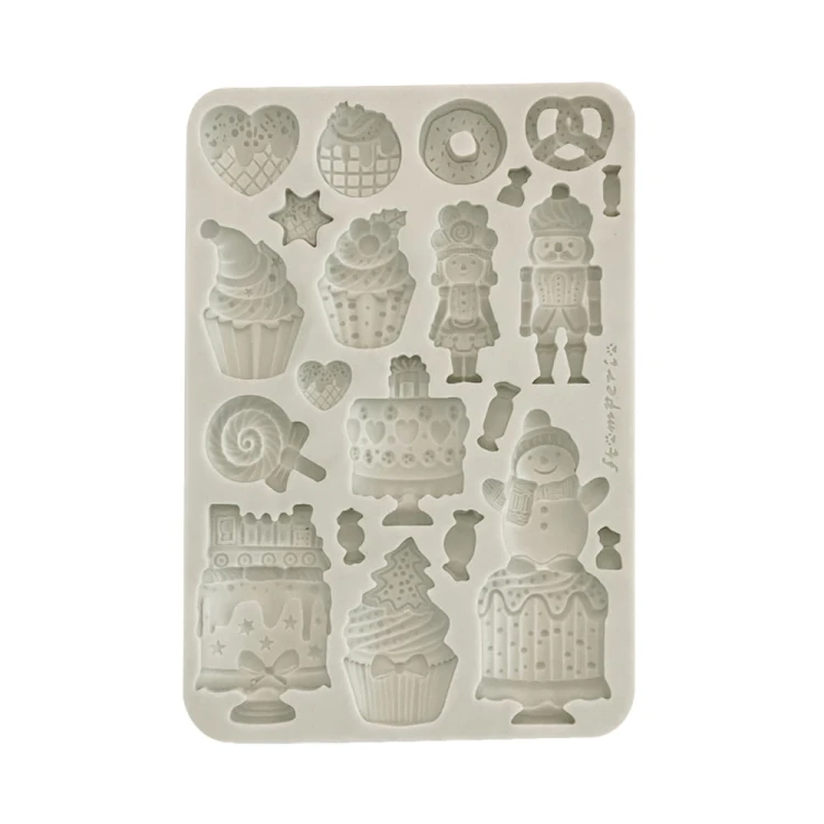 Foremka silikonowa do odlewów format A5 marki Stamperia. Zawiera motywy łakoci, tortów, babeczek, cukierków. lizaków. Kod producenta KACMA584. Idealna do dekoracji w decoupage i różnych pomysłów DIY.