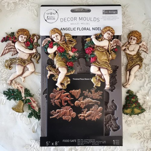 Foremka silikonowa do odlewów o wymiarach  20x13 cm marki Prima wzór Angelic Floral Noe. Zawiera motyw czterech amorków vintage trzymających kwiaty.  Idealna do decoupage, mixmediów, stylizacji mebli i dekoracji cukierniczych.