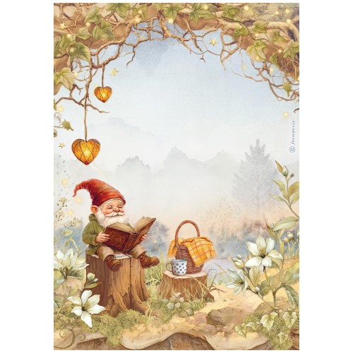 Papier ryżowy marki Stamperia format A4 z kolekcji  Whispering Woods. Zawiera motyw małego gnoma czytające książkę w otoczeniu z bajkowej scenerii. Idealny do decoupage i mixmedia. Kod producenta: DFSA41060