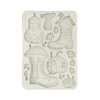 Foremka silikonowa marki Stamperia, format A5. Zawiera motyw 4 bajkowych domków w kształcie butów lub dyń. Idealna do decoupage i projektów DIY. Kod producenta KACMA586.