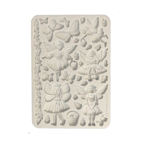 Foremka silikonowa marki Stamperia, format A5. Zawiera motyw 4 wróżek ze skrzydełkami oraz motylki. Idealna do decoupage i projektów DIY. Kod producenta KACMA587.