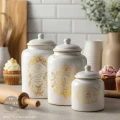 Transfer wodny H2O Gold Prima Chant Du Martin - 2 arkusze . Przykład zastosowanie na ceramicznych słojach.