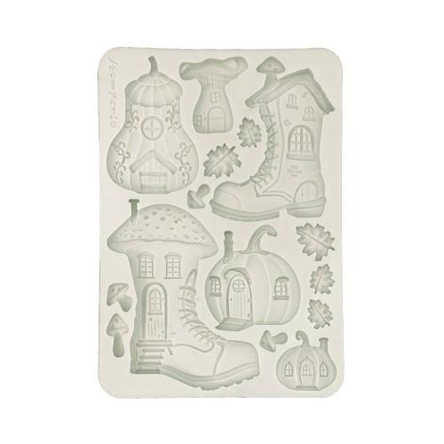 Foremka silikonowa marki Stamperia, format A5. Zawiera motyw 4 bajkowych domków w kształcie butów lub dyń. Idealna do decoupage i projektów DIY. Kod producenta KACMA586.