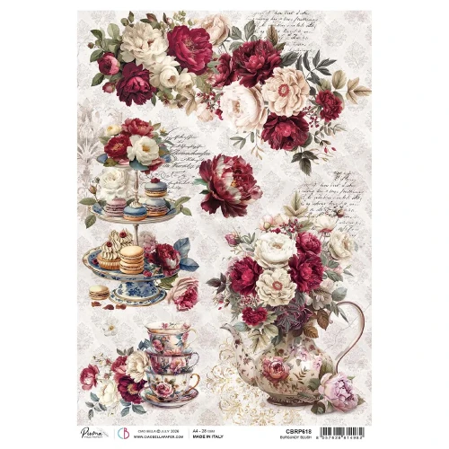 Papier ryżowy Ciao Bella Merry Bright Burgundy Blush, format A4. Wzór: pismo, kwiaty bordowo-kremowe, piwonie, róże filiżank, słodycze, patera, dzbanuszek, porcelana. Idealny do decoupage, mixmedia, handmade i DIY. Kod producenta: CBRP618